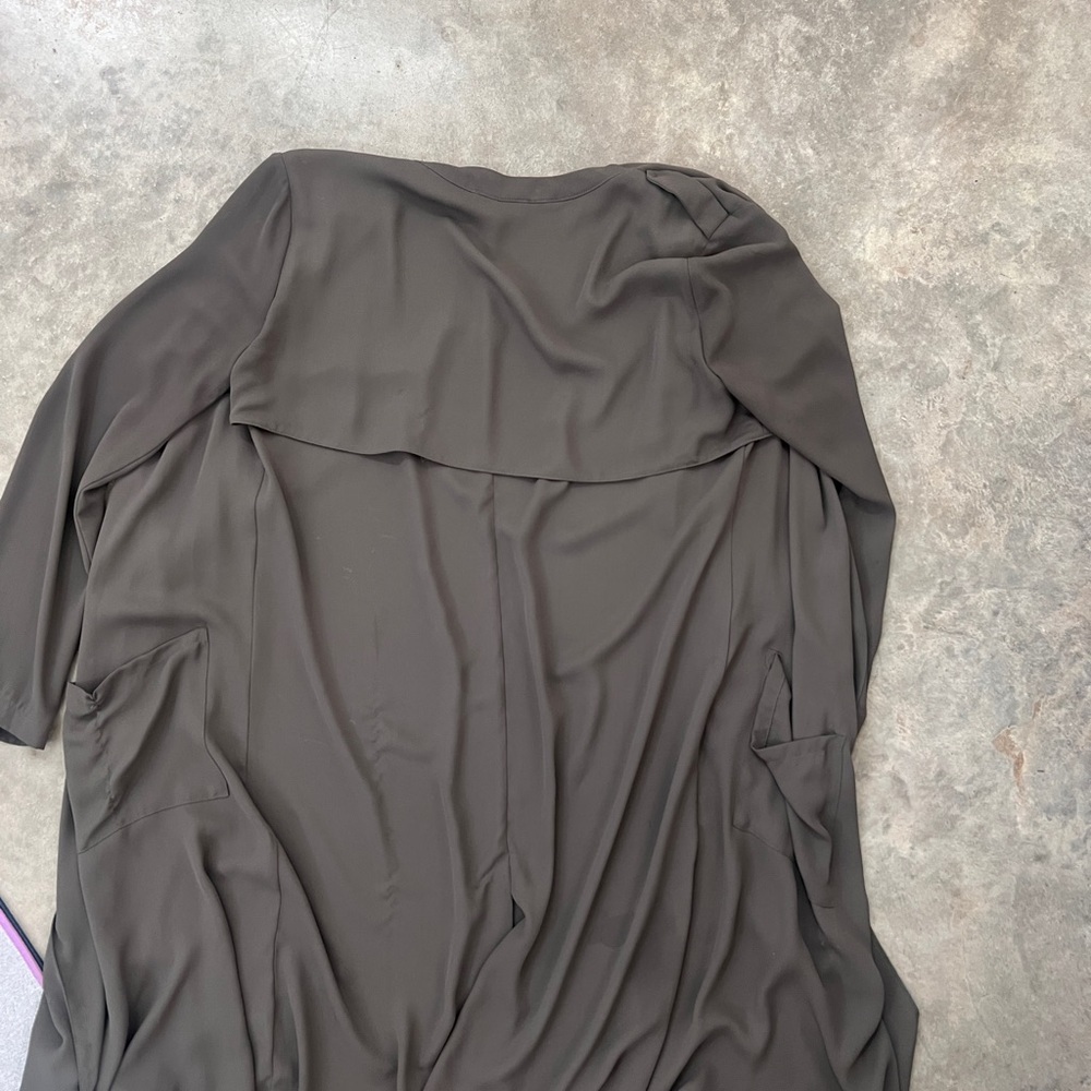 ASTR minimalist olive duster - Picture 7 of 9